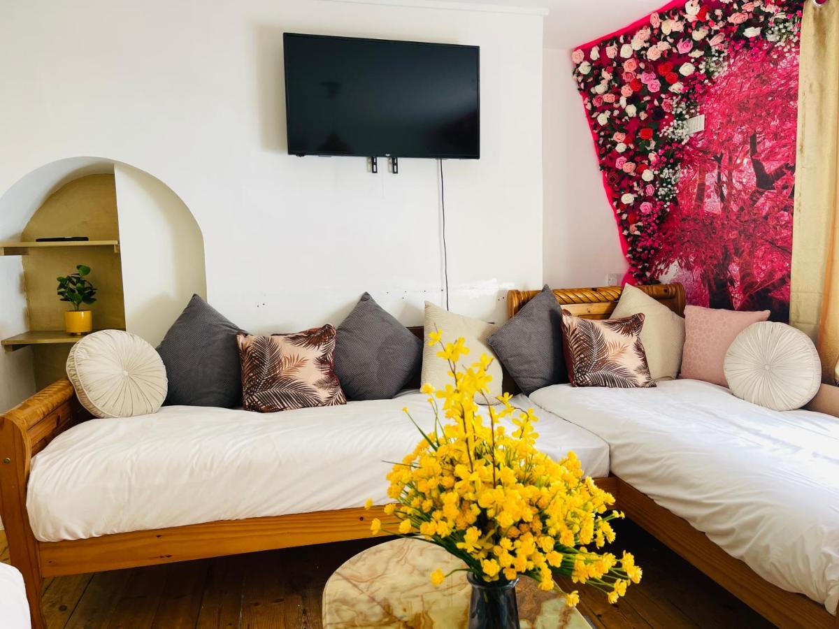 Beachfront Party House For Stags & Hens Hove Extérieur photo