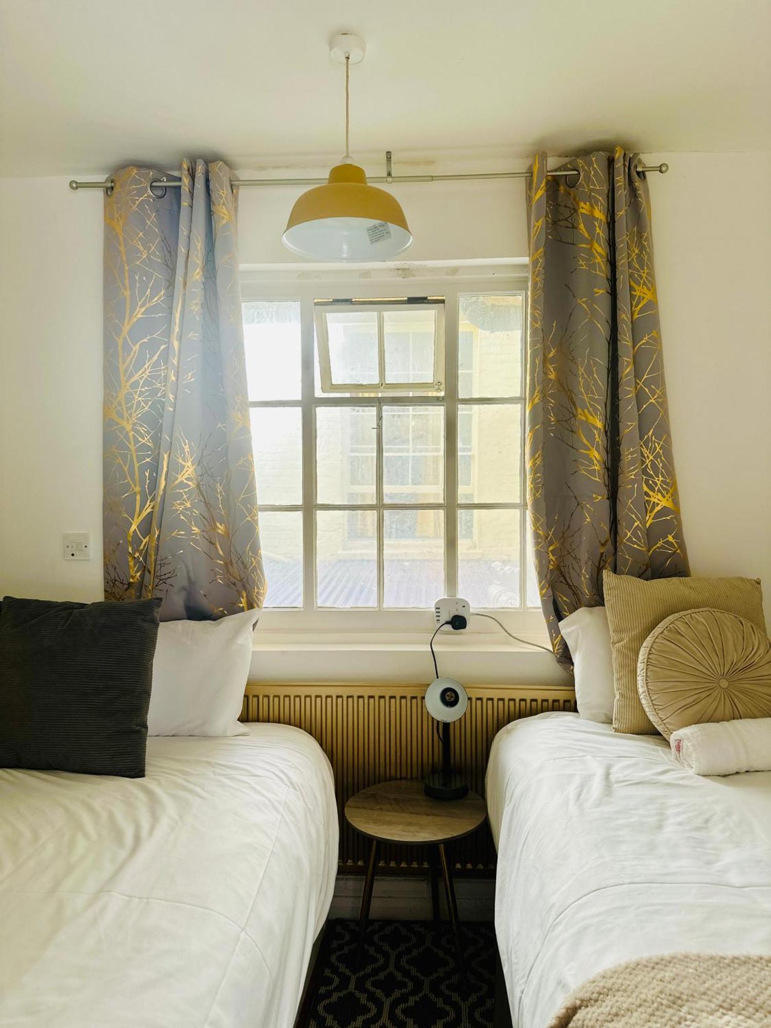 Beachfront Party House For Stags & Hens Hove Extérieur photo
